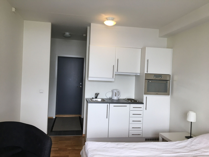 Others 4, Oppheim Apartments, Voss