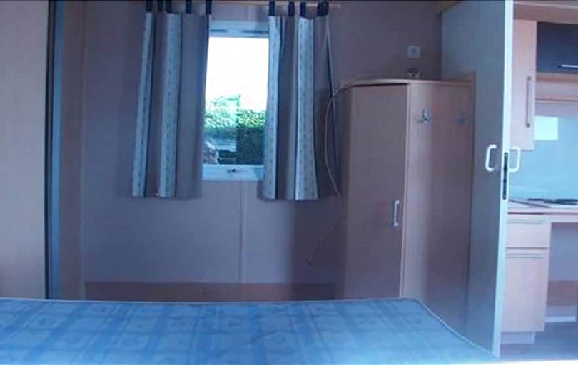 Bedroom 4, Caravaning du Lac, Nord