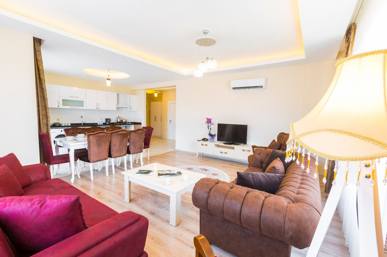 Misal House Hotel, Yomra