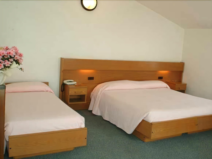 Bedroom 2, Albergo all'Ancora, Verona