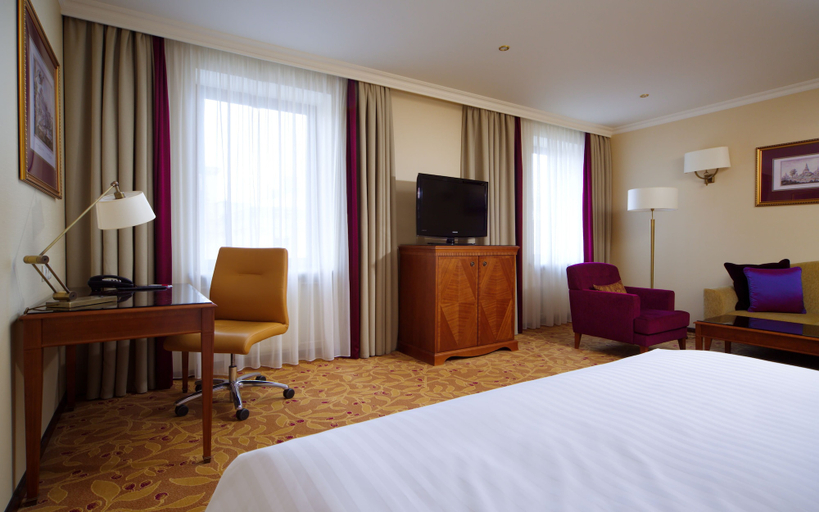Bedroom 4, Safmar Aurora Luxe, Central