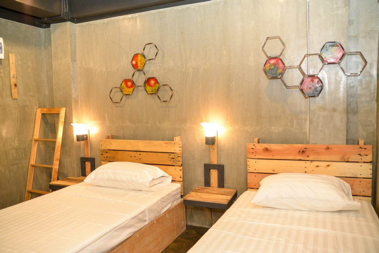 Bedroom 4, Bhive Hotel, Iloilo City