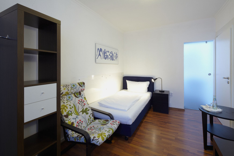 Bedroom 4, Hotel zur Post, Olpe