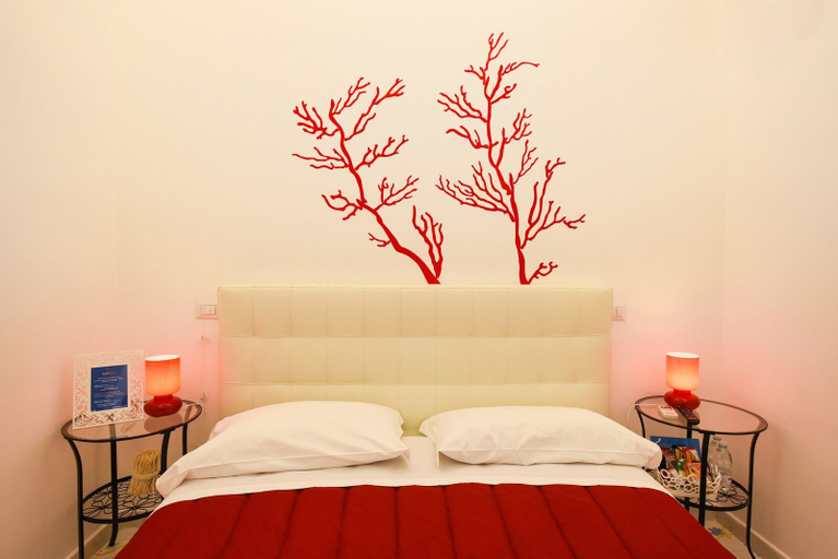 Bedroom 4, Diana City, Napoli