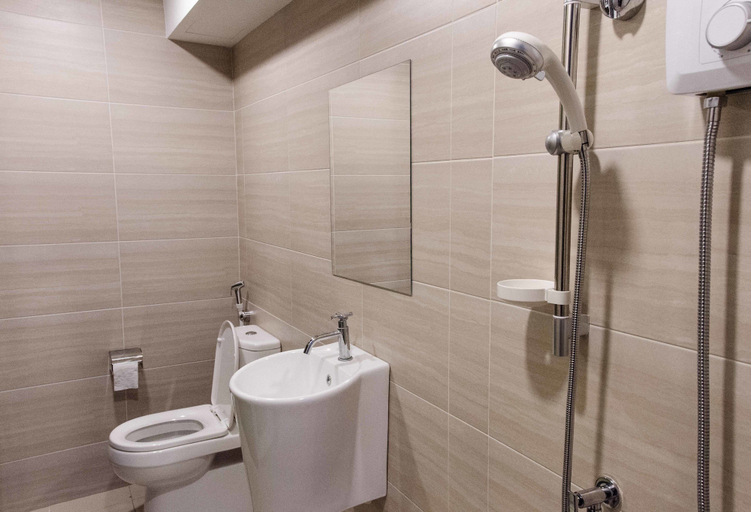 Bathroom 3, 3 Towers, Kuala Lumpur