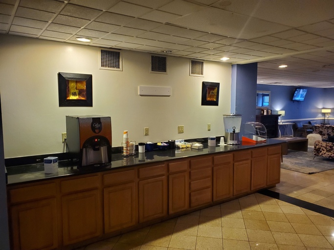 Public Area 3, Days Inn & Suites Conference Center, Lancaster