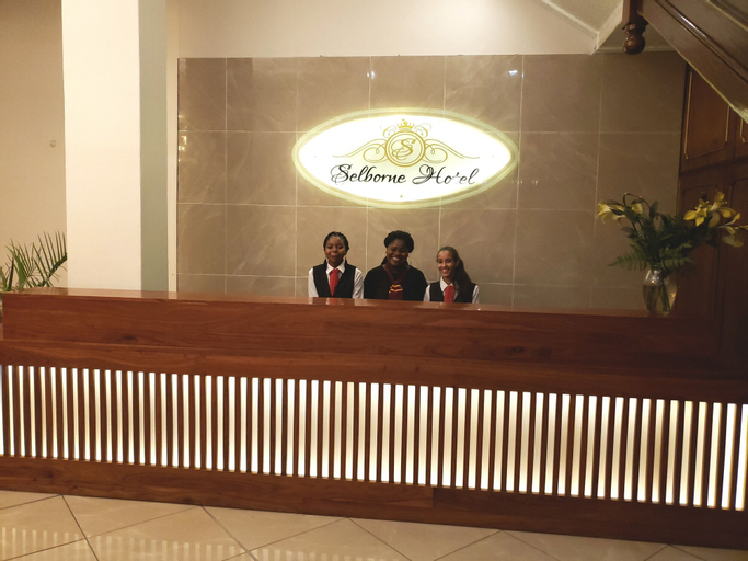 Selborne Hotel, Bulawayo