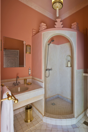 Bathroom 4, Riad Hel'lo, Marrakech