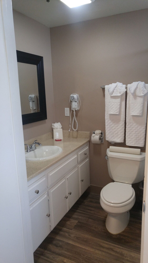 Bathroom 4, SureStay Plus Hotel by Best Western El Cajon, San Diego