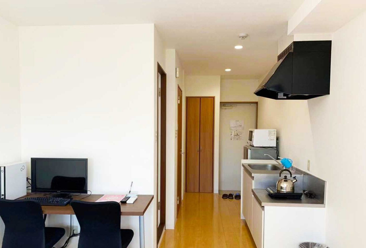 Others 4, Glanz-Inn Matsuo, Naha
