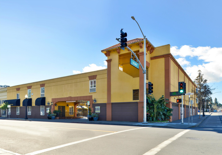 3 Palms Napa Valley Hotel & Suites, Napa
