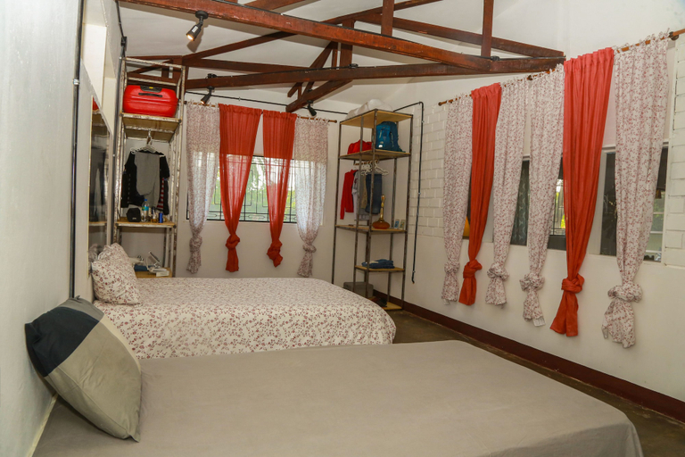 Bedroom 2, YAKU eco house, San Martín
