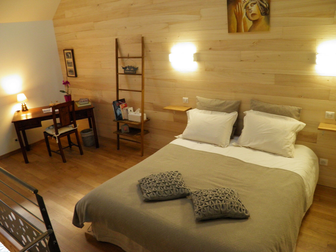 Bedroom 2, Le Clos du Barry, Aveyron