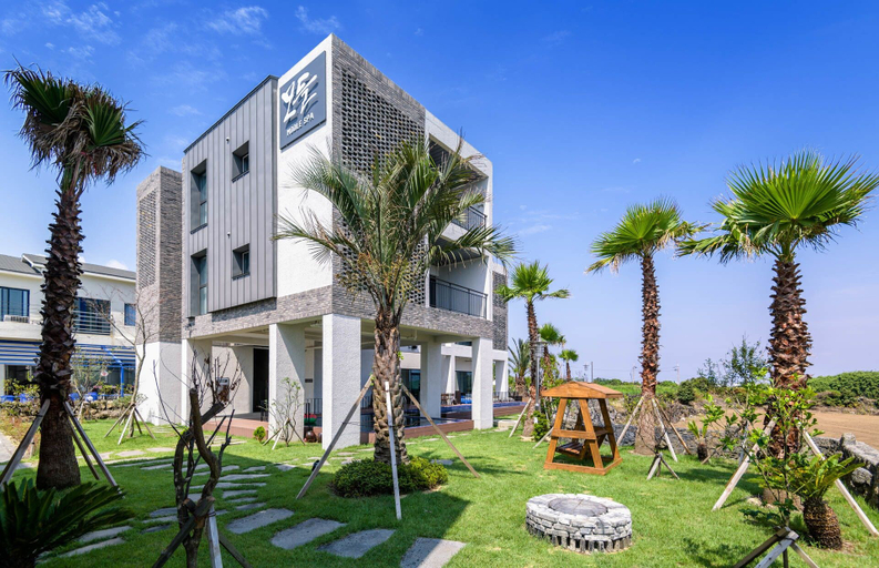 Exterior & Views 1, Modeul Spa Pension, Seogwipo