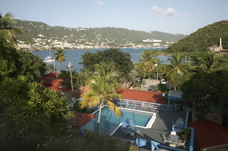 Olga's Fancy, Charlotte Amalie