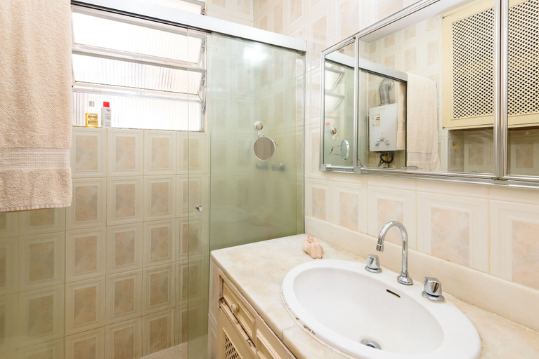 Bathroom 4, Omar do Rio - Apartamento Teresa, Rio de Janeiro