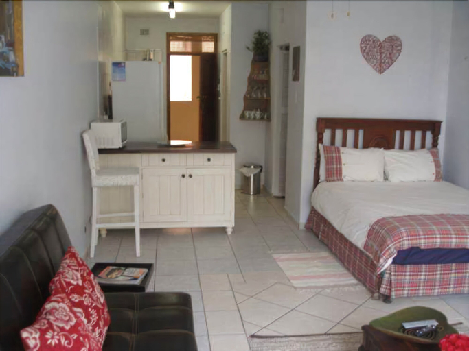 Bedroom 2, Club Mykonos, eThekwini