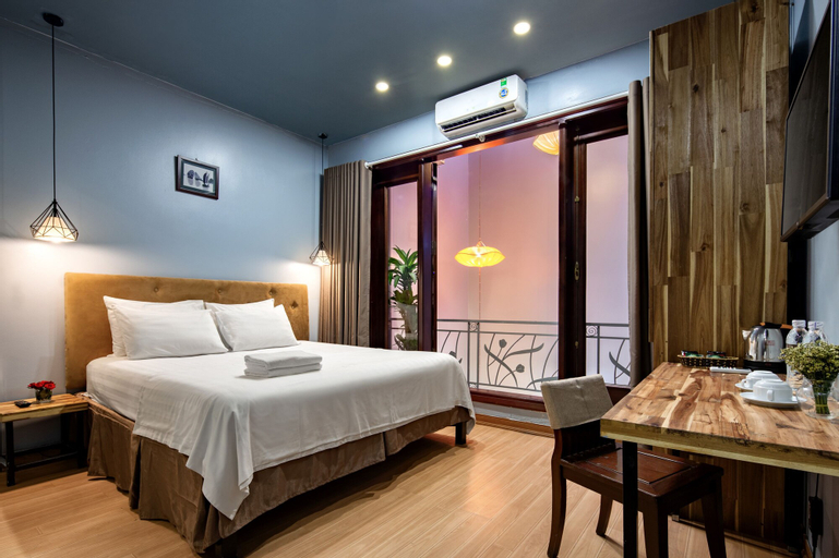 Babylon Garden Inn, Hoàn Kiếm