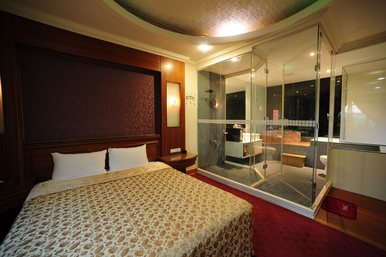 Others 5, Golden Motel, Hsinchu City