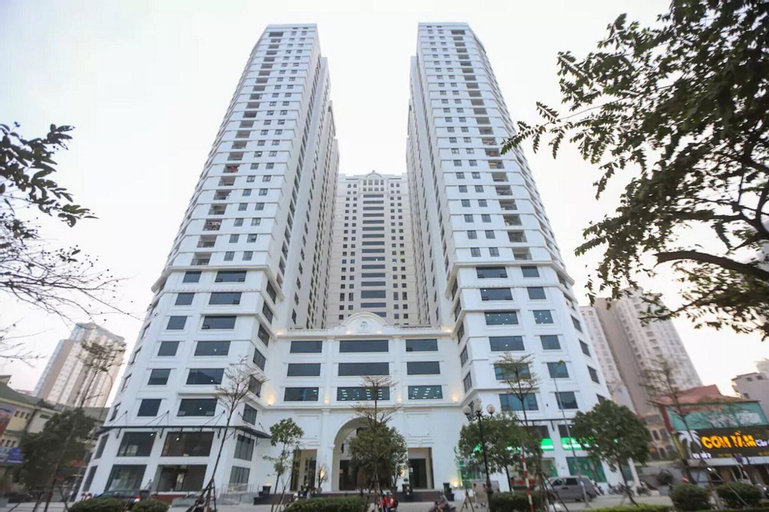 2 Bedroom Apartment With City View, Cầu Giấy