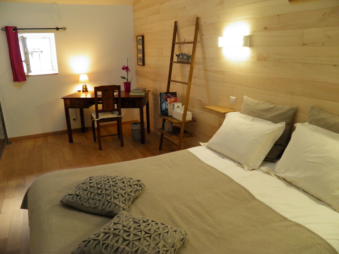 Bedroom 4, Le Clos du Barry, Aveyron