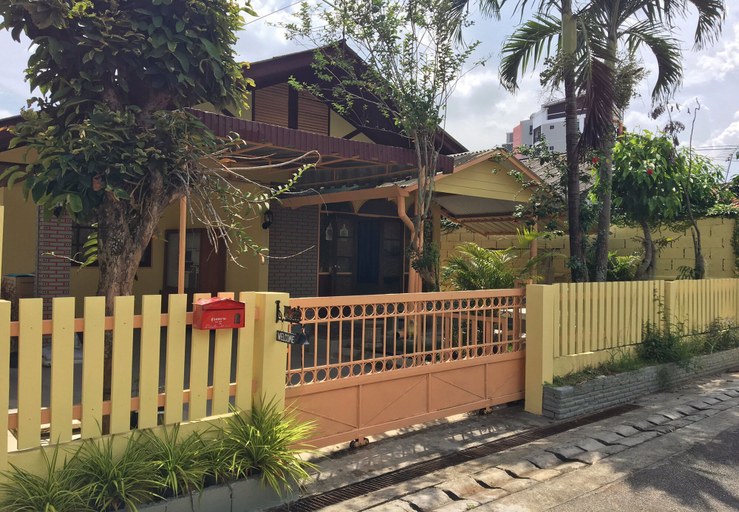 Exterior & Views 1, Jao Yellow House, Muang Chiang Mai