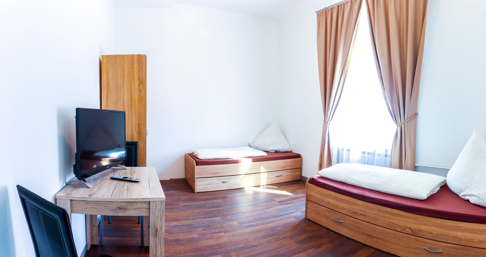 Bedroom 3, FMM Hostel, Unterallgäu