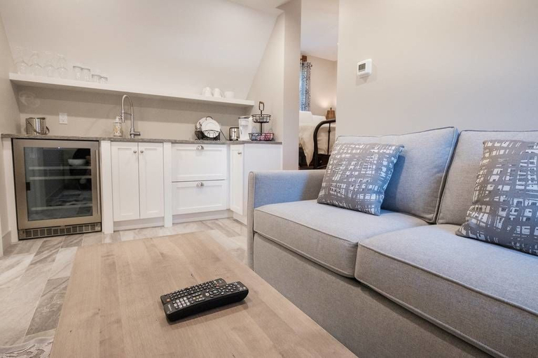 Others 5, The Victorian Luxury Suites, Leeds and Grenville