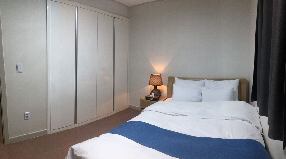 Bedroom 4, Hotel Joy, Pyeongtaek