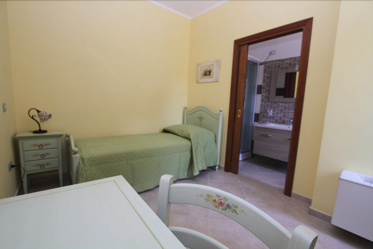 Bedroom 3, Azienda Agrituristica La Tenuta del Falco, Frosinone
