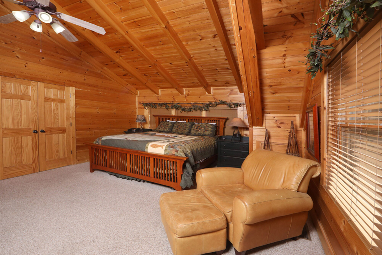 Public Area, Mountain Sunrise - Five Bedroom Cabin, Sevier