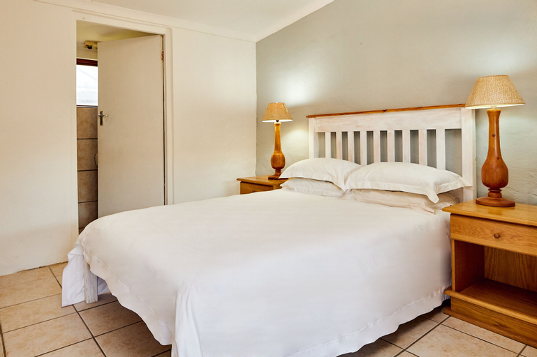 First Group Hole in the Wall Backpackers, O.R.Tambo