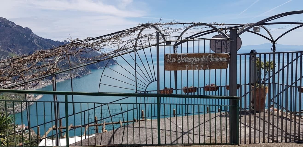 Eleanor' s Garden, Salerno