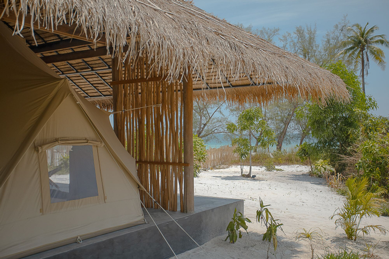 Tamu Koh Rong, Botum Sakor