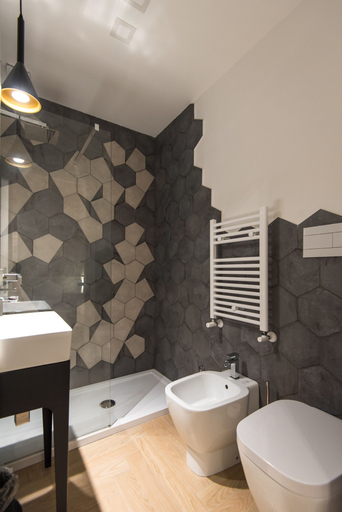 Bathroom 5, Five Boutique Rooms, Napoli