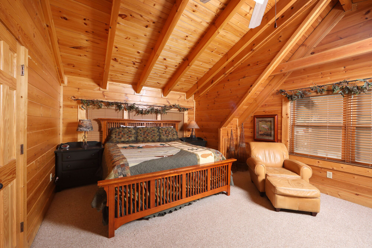 Bedroom 3, Mountain Sunrise - Five Bedroom Cabin, Sevier