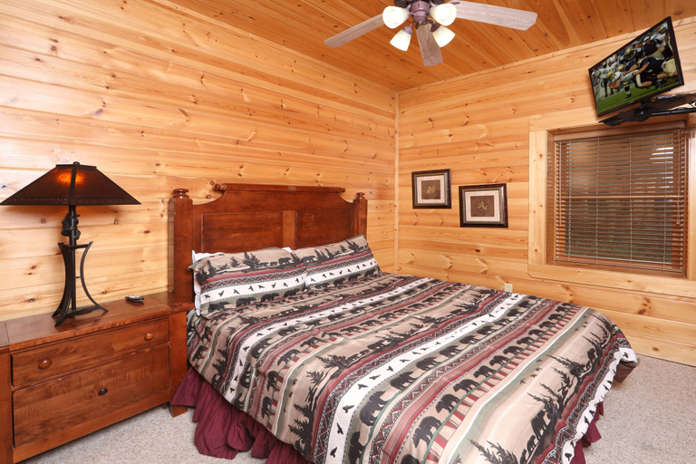 Bedroom 3, Mountain Sunrise - Five Bedroom Cabin, Sevier