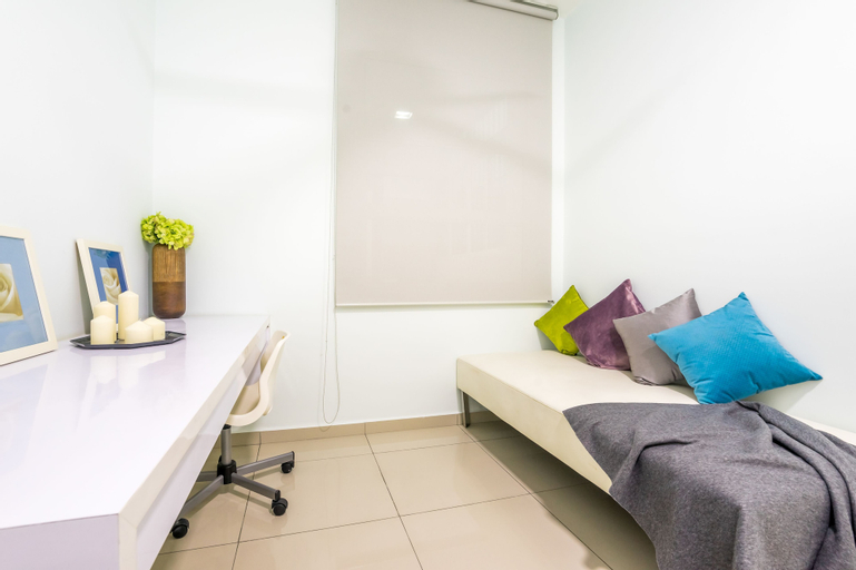 The Zest Kinrara by Plush, Kuala Lumpur