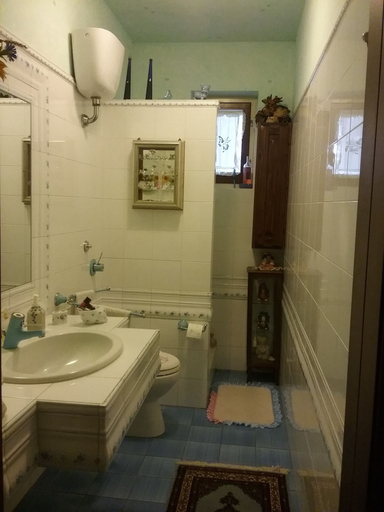 Bathroom, Dimora Nuvole di confine, Macerata
