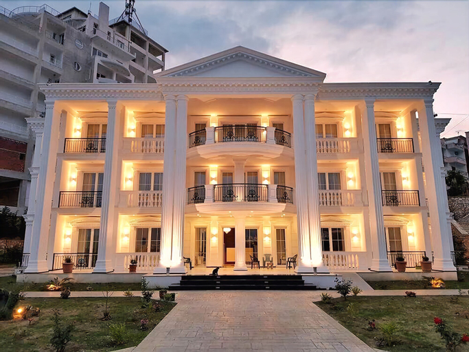 Vila Kalcuni, Sarandës
