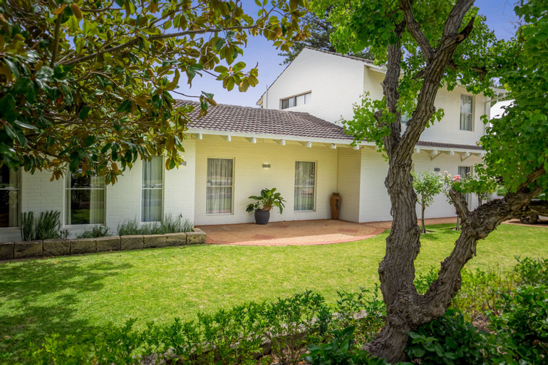 The Kinninmont House, Nedlands