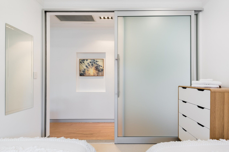 Studio 64 Oyster Bay Modern 3 Bedroom, Sutherland Shire - West