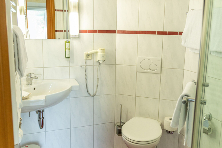 Bathroom 5, Kloster Nimbschen, Leipzig