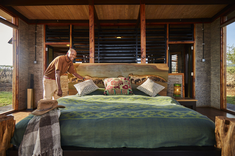 H12 Elephant Gorge Camp, Kajiado South