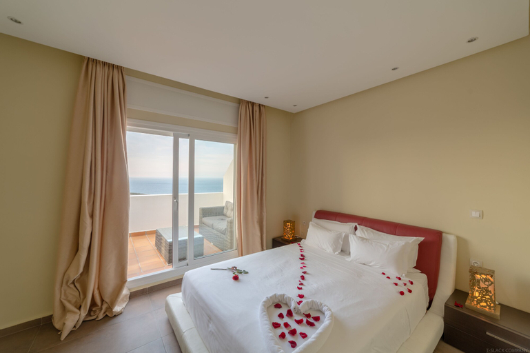 Mnar Castle Apartments, Fahs Anjra