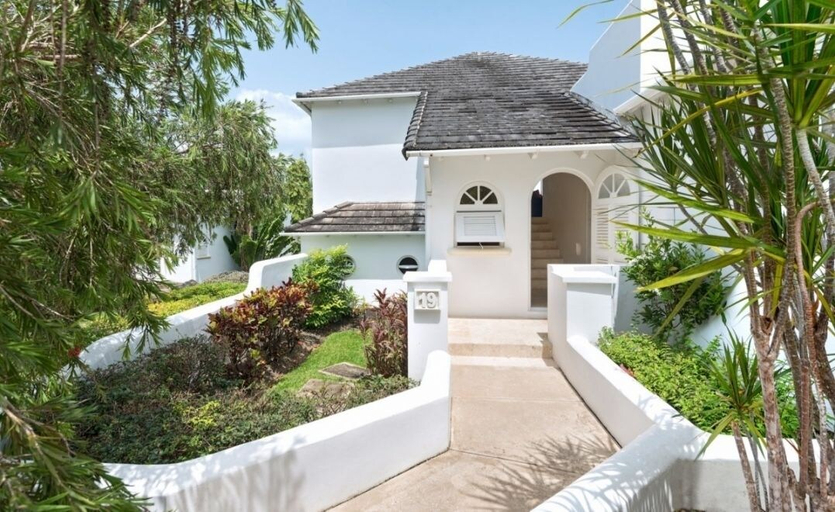 Exterior & Views, Royal Villa 19