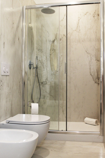 Bathroom 5, Serendipity Apartments - Duomo, Milano