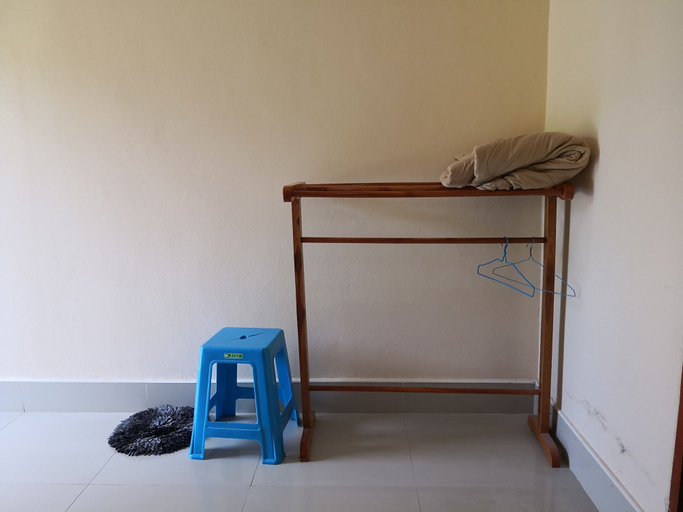 Honeymoon Resort, Na Klang