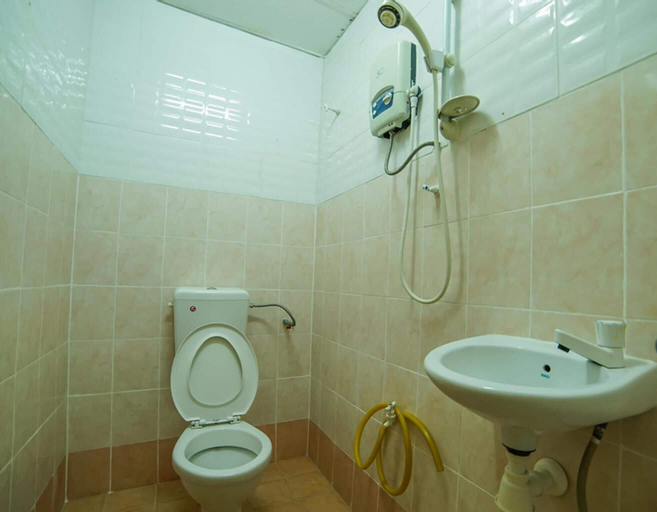 Bathroom 5