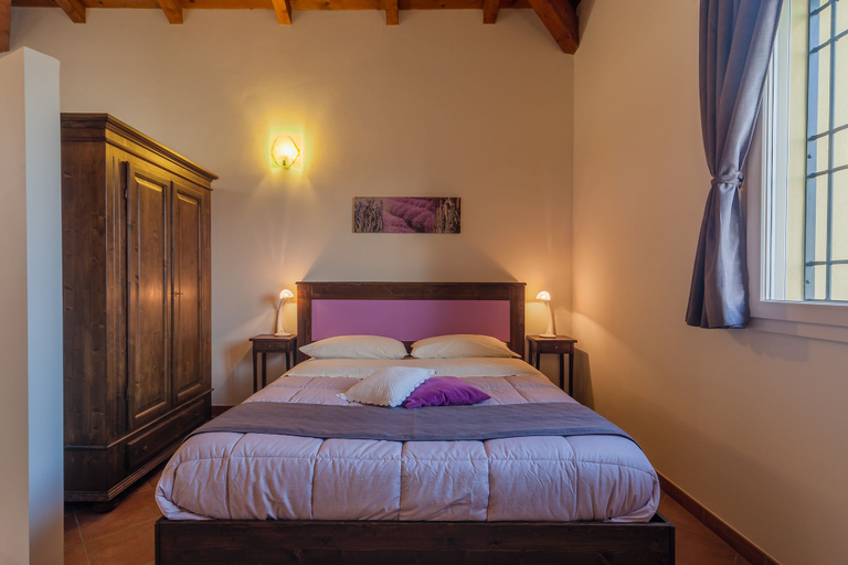 Bedroom 2, Agriturismo Primaluna, Bologna